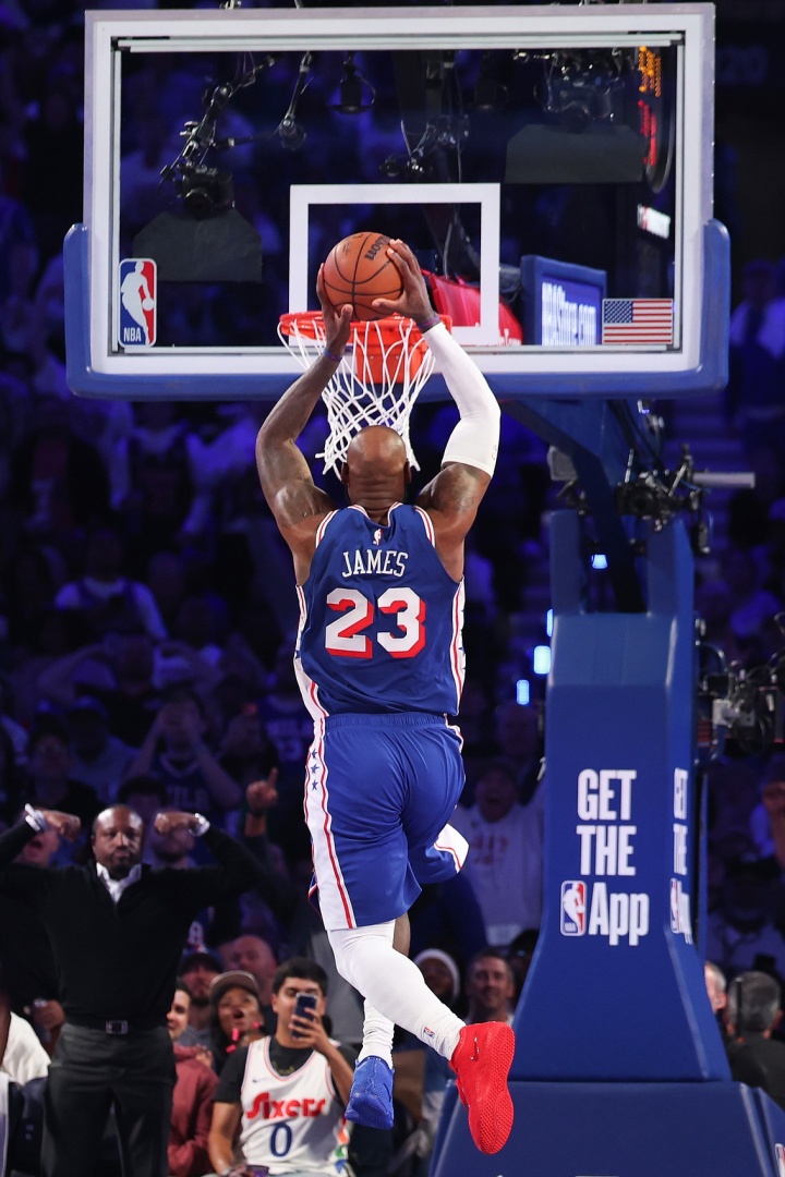 NBA官方：第24年还在起飞 詹姆斯砍两双实现个人生涯最总分偏高差逆转